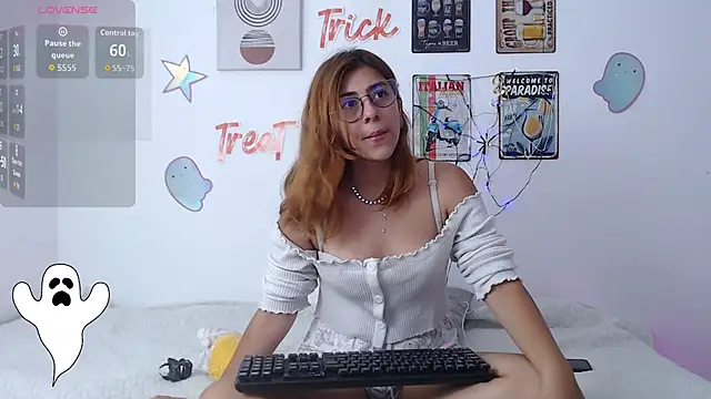 Laramucci online show from 11, 10, 2025