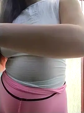 Snapshot of LenaBloomy chatting on 1, 11, 2025 LenaBloomy online show from 1, 11, 2025