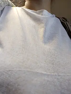 Snapshot of LenaBloomy chatting on 12, 10, 2025 LenaBloomy online show from 12, 10, 2025