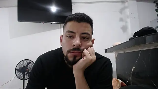 yohacriss online show from 8, 10, 2025