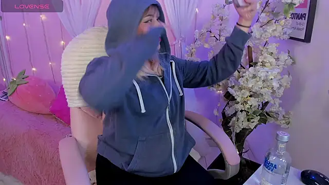 Jenny Wolridge  online show from 10, 2, 2026