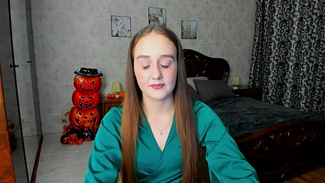 Snapshot of SabrinaCandi chatting on 4, 11, 2025 SabrinaCandi online show from 4, 11, 2025