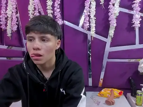 Bruno Cruzz online show from 17, 12, 2025