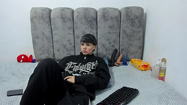 Bruno Cruzz online show from 21, 4, 2026