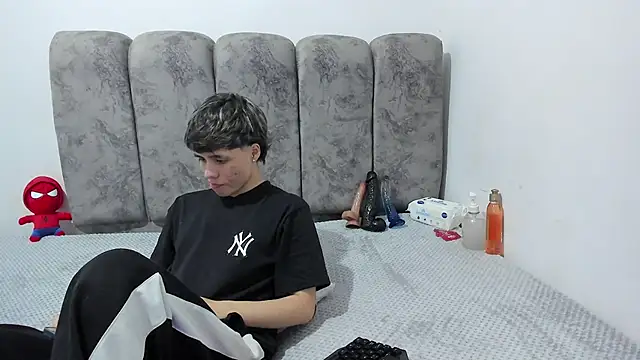 Bruno Cruzz online show from 2, 6, 2026