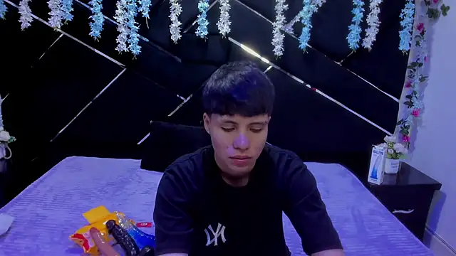 Bruno Cruzz online show from 11, 2, 2026