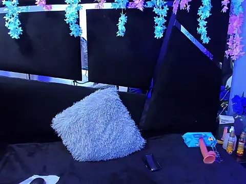 Bruno Cruzz online show from 28, 10, 2025