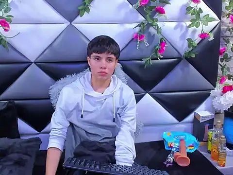 Bruno Cruzz online show from 24, 10, 2025