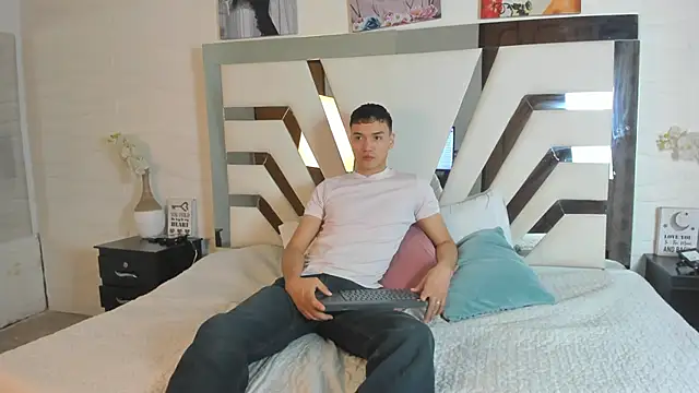 Jacksonflorez online show from 29, 9, 2025