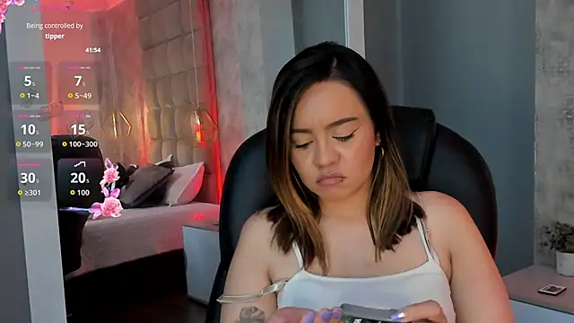 Sky Junne online show from 10, 2, 2026