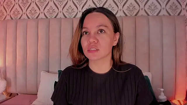 Sky Junne online show from 1, 4, 2026