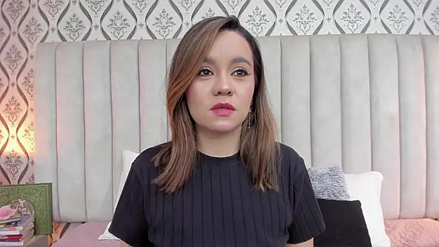 Sky Junne online show from 12, 10, 2025