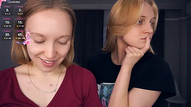 Snapshot of EarnestineGyllenband chatting on 16, 10, 2025 EarnestineGyllenband online show from 16, 10, 2025