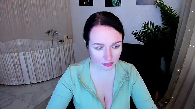 GlassOfLove online show from 30, 9, 2025