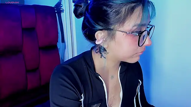 sophiievv online show from 21, 4, 2026