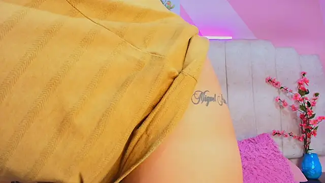 Emma Carteer online show from 13, 9, 2025