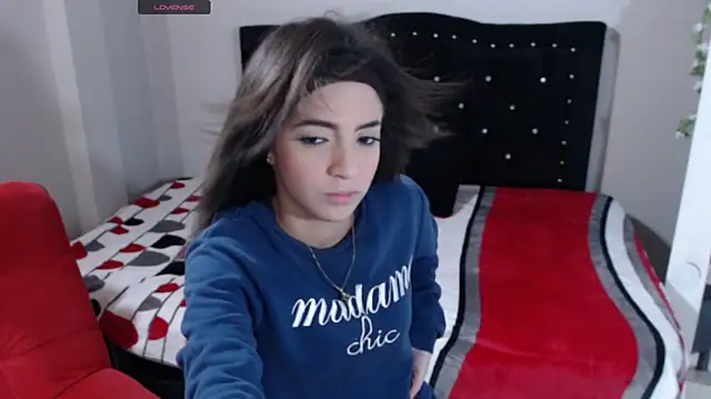 Coraline Playful online show from 25, 10, 2025