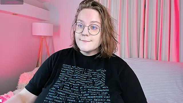 Snapshot of Alissa_S chatting on 2, 11, 2025 Alissa S online show from 2, 11, 2025