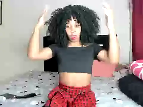 YourGirlBoyLATIN online show from 8, 10, 2025