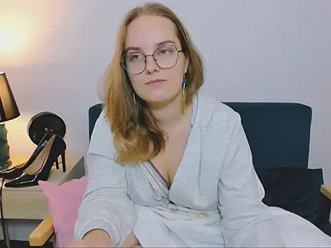 AliceCrazy69 online show from 20, 11, 2025