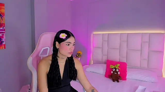 Snapshot of SammyRose_ chatting on 26, 11, 2025 SammyRose online show from 26, 11, 2025