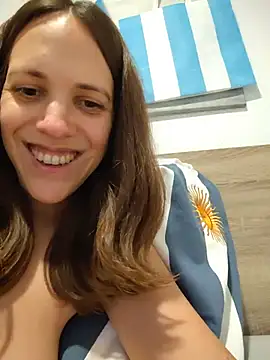 Snapshot of lauflor chatting on 22, 6, 2026 lauflor online show from 22, 6, 2026