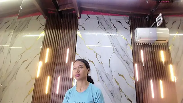 VictoriaDuart online show from 10, 1, 2026