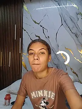 Snapshot of VictoriaDuart chatting on 15, 5, 2026 VictoriaDuart online show from 15, 5, 2026