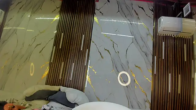 VictoriaDuart online show from 5, 1, 2026