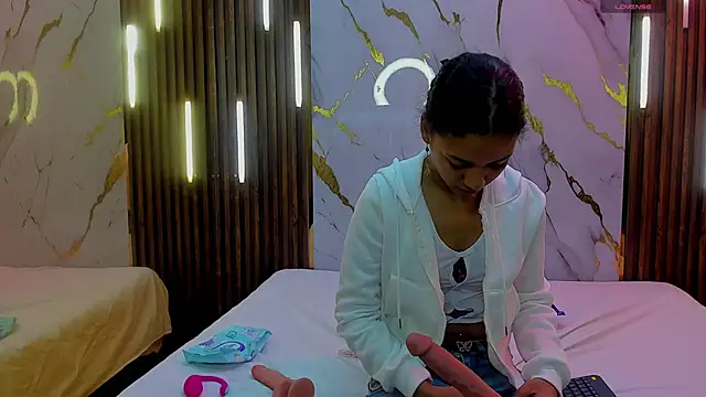 VictoriaDuart online show from 15, 12, 2025