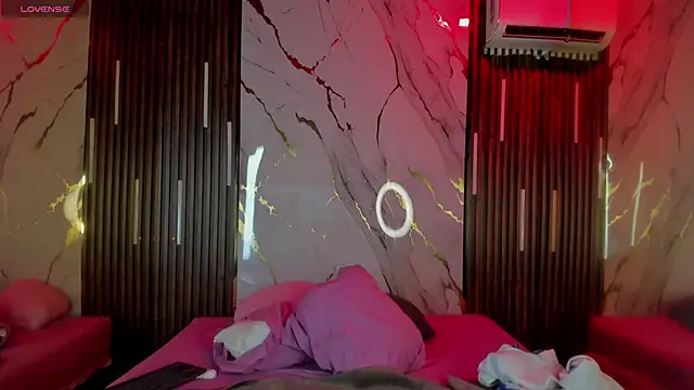 VictoriaDuart online show from 3, 11, 2025