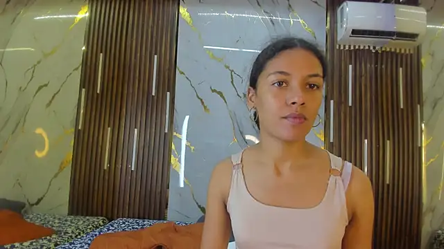 VictoriaDuart online show from 7, 1, 2026