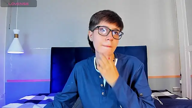 Tsuki Maru online show from 15, 11, 2025