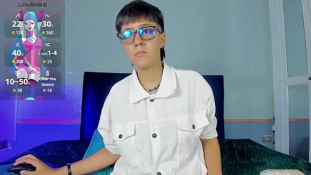 Tsuki Maru online show from 6, 11, 2025