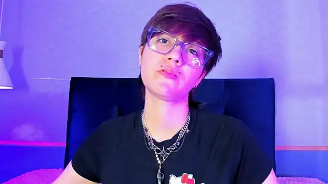 Tsuki Maru online show from 4, 2, 2026