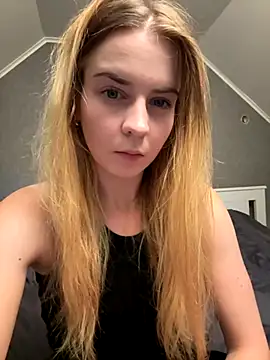 ellieen online show from 11, 10, 2025