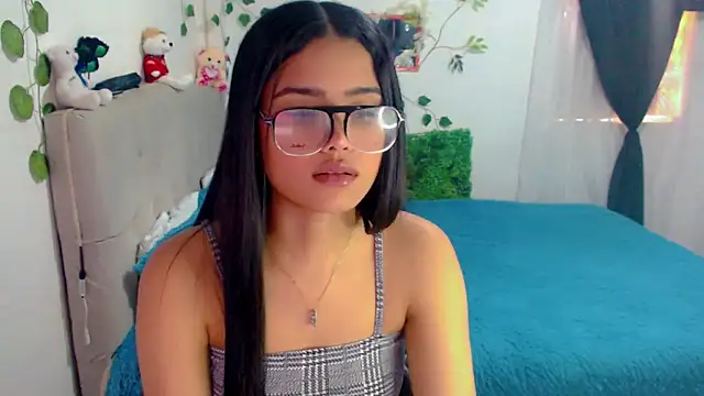 Chiara latina online show from 26, 9, 2025