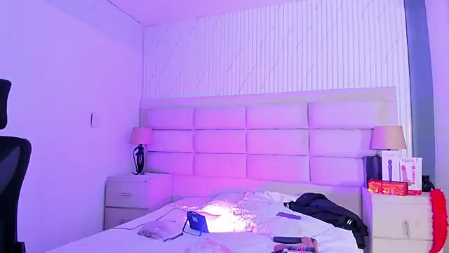 BritanyBrown  online show from 10, 4, 2026