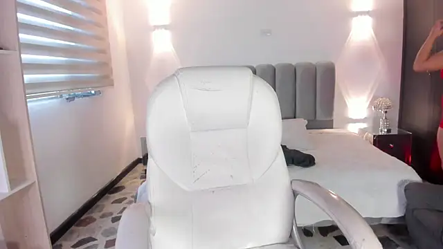 BritanyBrown  online show from 14, 2, 2026