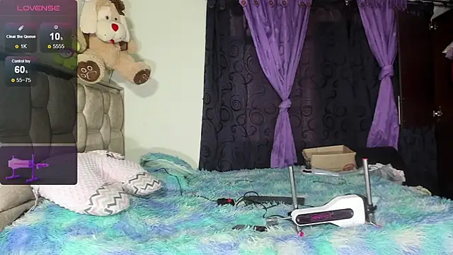 skinnyanddaphne online show from 9, 3, 2026