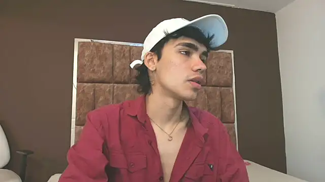 Snapshot of JoeCollins_ chatting on 22, 10, 2025 JoeCollins  online show from 22, 10, 2025