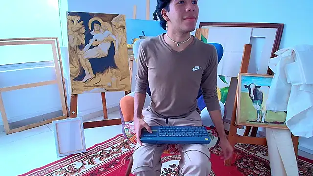 Snapshot of E_R_O_S_ chatting on 8, 10, 2025 E R O S online show from 8, 10, 2025