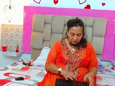 Lindacoopers online show from 9, 9, 2025