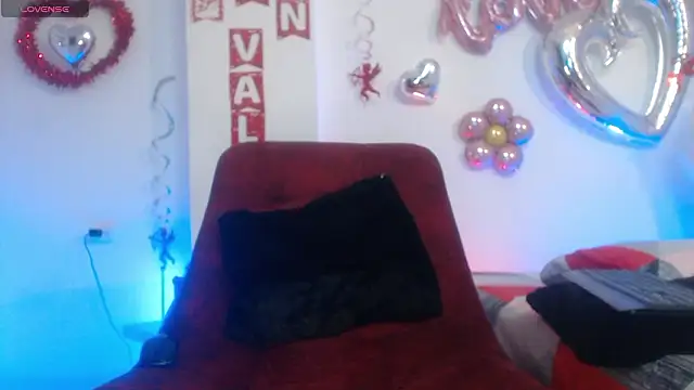 miyu charlotte online show from 16, 2, 2026