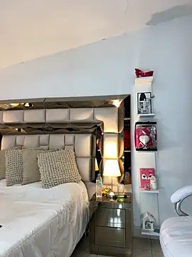 Sara trans hot online show from 21, 2, 2026