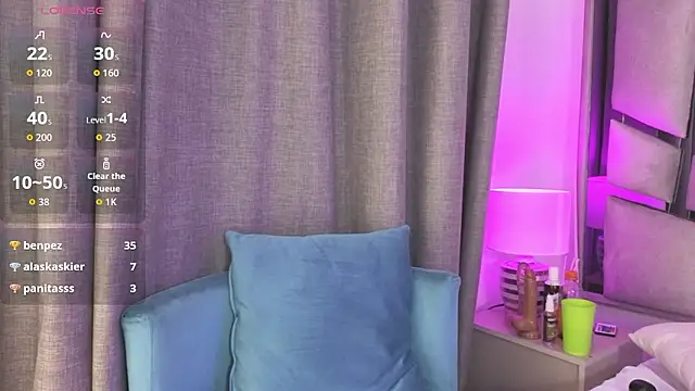  valeria saenz  online show from 14, 1, 2026