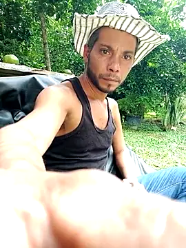 Snapshot of AlphaAlterX chatting on 9, 10, 2025 AlphaAlterX online show from 9, 10, 2025