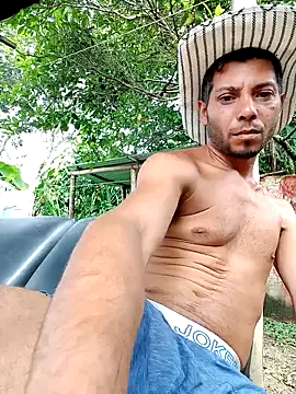 Snapshot of AlphaAlterX chatting on 29, 11, 2025 AlphaAlterX online show from 29, 11, 2025