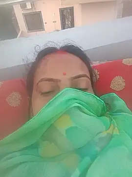 Snapshot of Hot_Seema83 chatting on 10, 6, 2026 Hot Seema83 online show from 10, 6, 2026