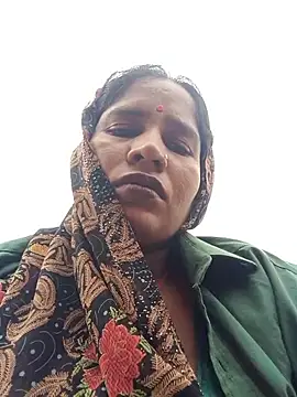 Snapshot of Hot_Seema83 chatting on 25, 10, 2025 Hot Seema83 online show from 25, 10, 2025